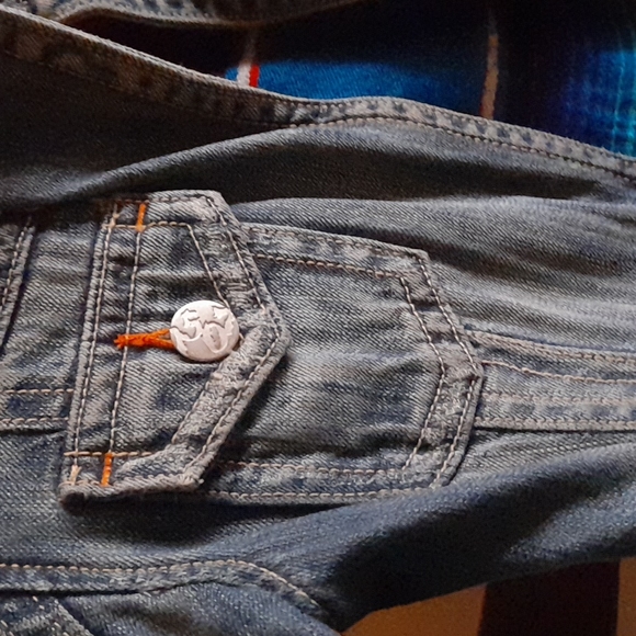 Vintage Jean Jacket - Picture 2 of 6